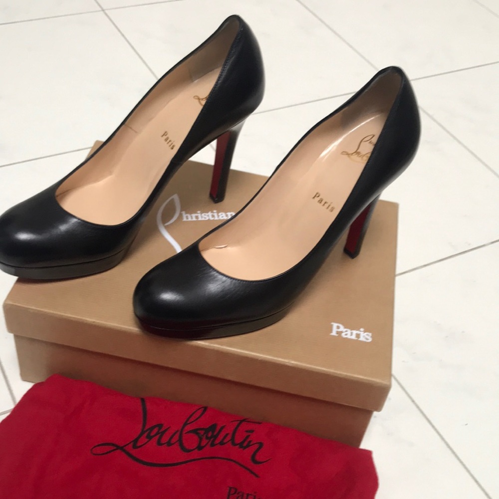 Christian Louboutin pump 39.5